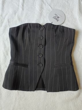 NWT Princess Polly Crop Vest 2